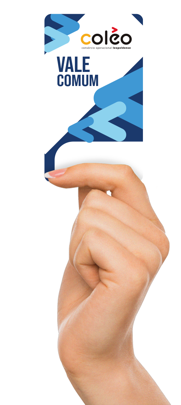 mão segurando cartão